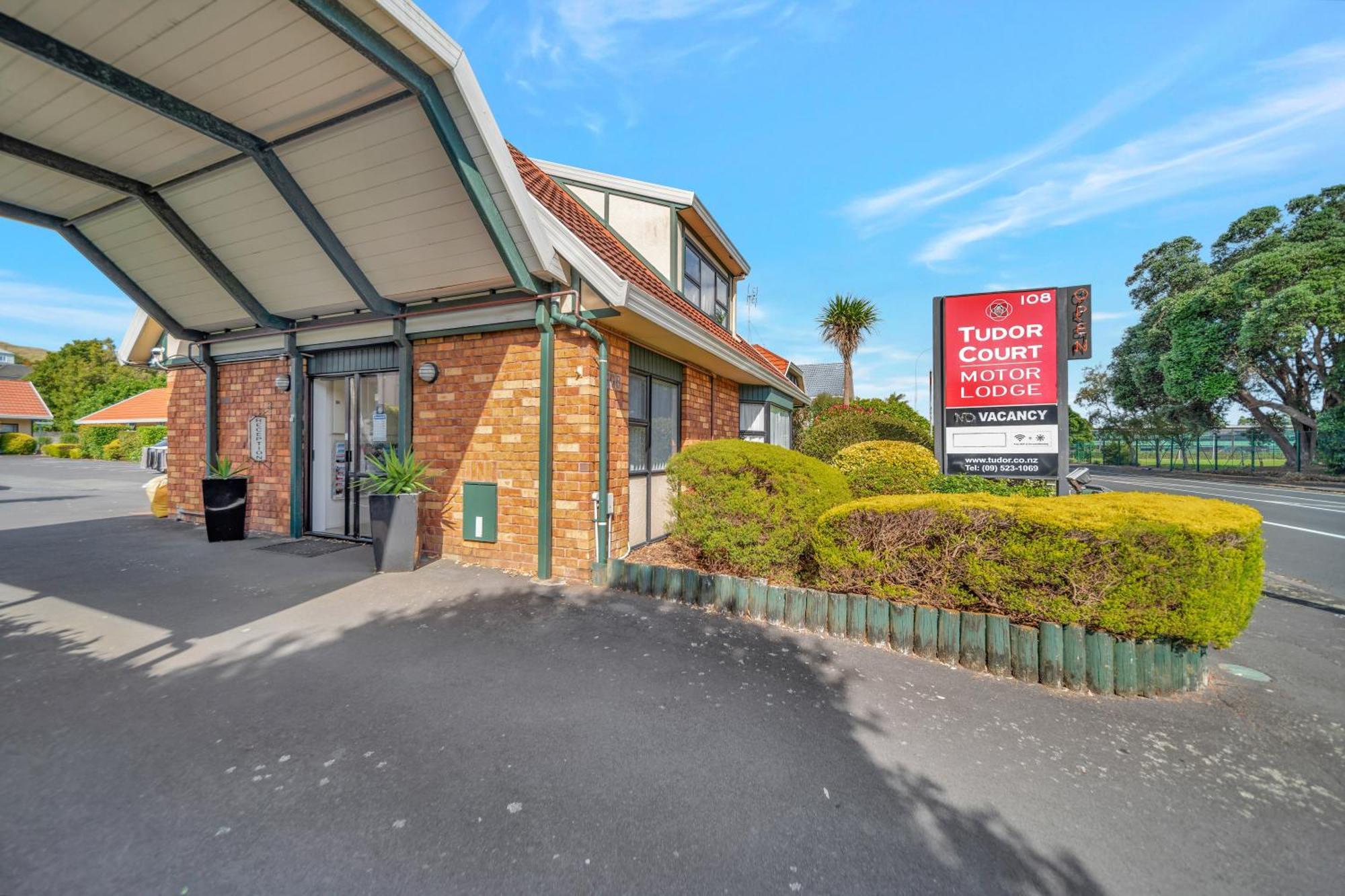 Tudor Court Motor Lodge Auckland Exteriör bild