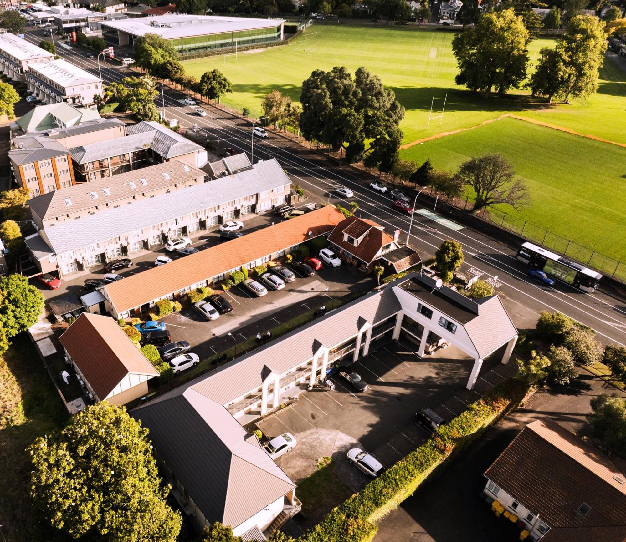 Tudor Court Motor Lodge Auckland Exteriör bild